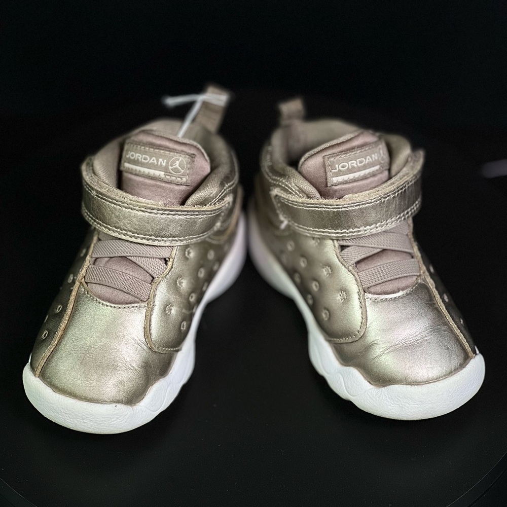 Jordan Max Aura Toddler 7C Metallic Bronze AV5180-200 (2018)